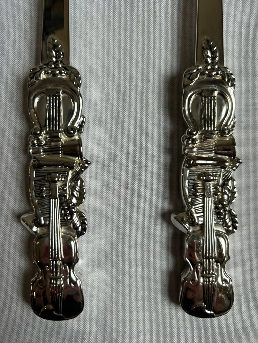 Godinger Silver Plate Salad Spoon & Fork Holiday Violin & Harp